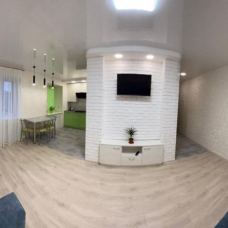 Suite Mira Avenue Center Двухкомнатная Квартира В Центре Возле Тц Цум Чернихив Екстериор снимка